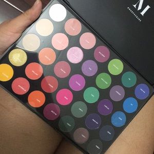 Morphe 35B Eyeshadow Palette (DISCONTINUED)